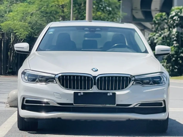 BMW 5 Series PHEV
