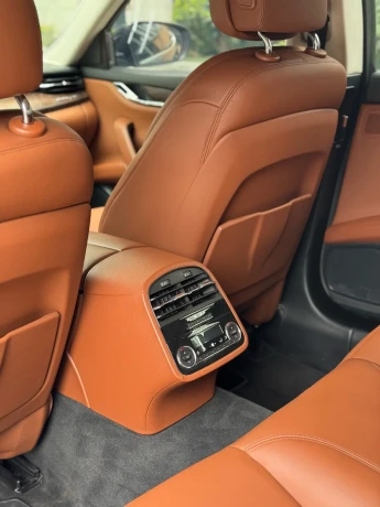 Maserati President