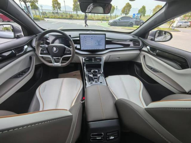 BYD Qin PLUS DM