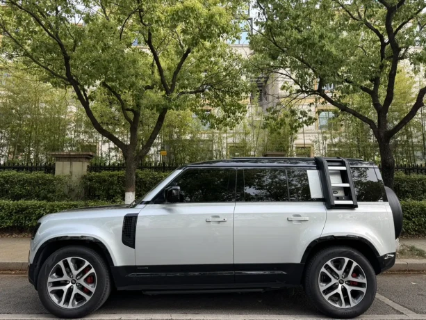 Land Rover Guard