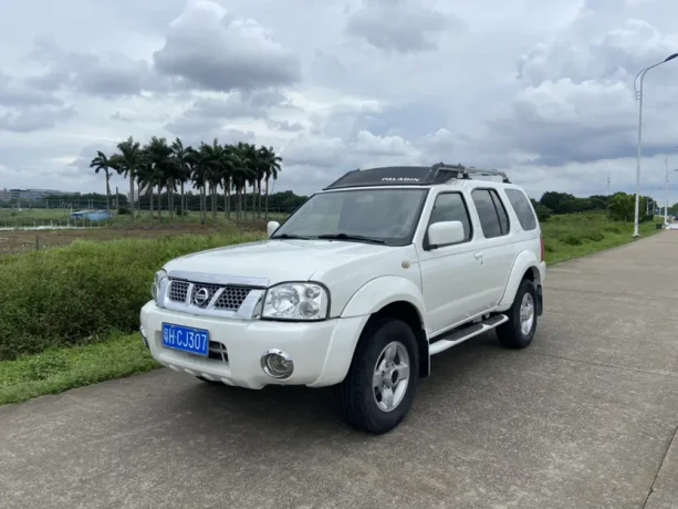 Nissan Paladin