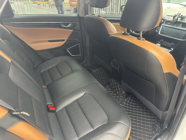 Geely Emgrand GL