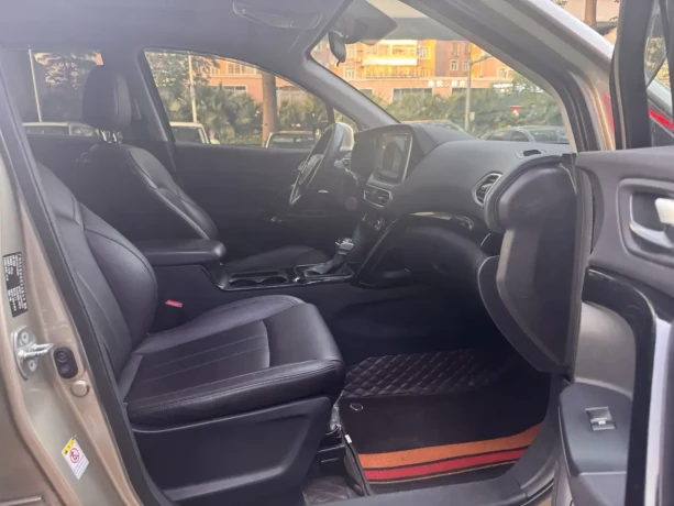 GAC Trumpchi GS4