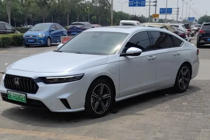 Honda Inspire (PHEV)