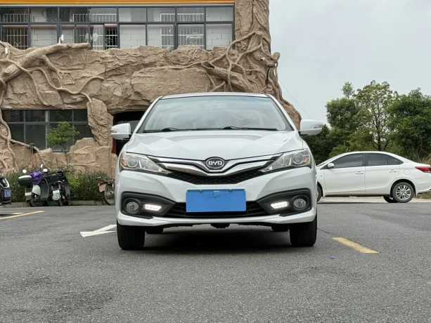 BYD F3