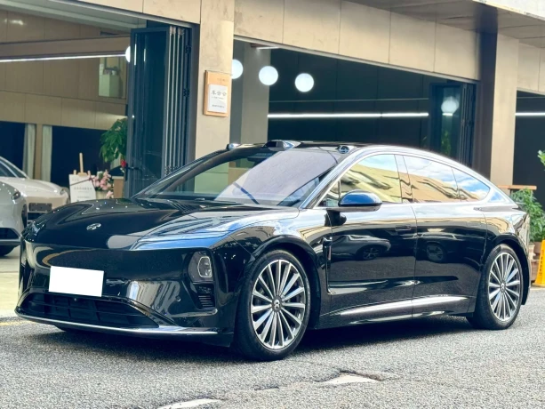 NIO ET9