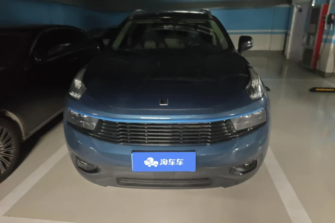Lynk & Co 01