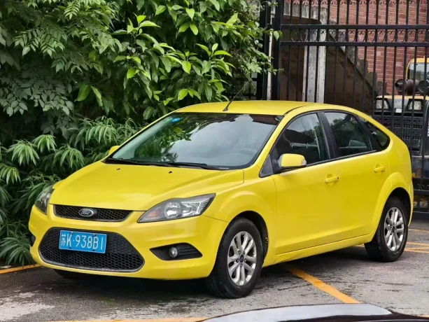 Ford Fox