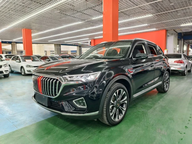 Hongqi HS5