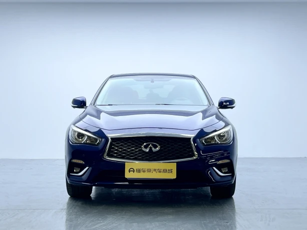 Infiniti Q50L