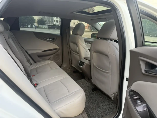 Chevrolet Malibu XL