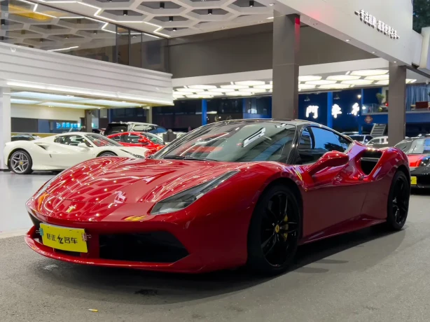 Ferrari 488
