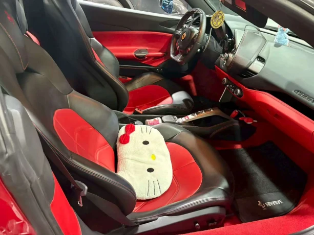 Ferrari 488