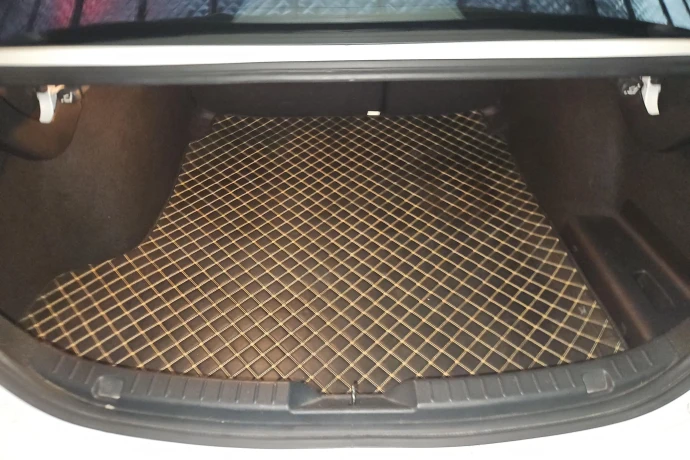 Mazda 3 Angkesela