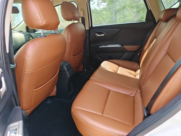 Dongfeng Fengshen AX3