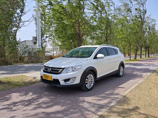 Dongfeng Fengshen AX3