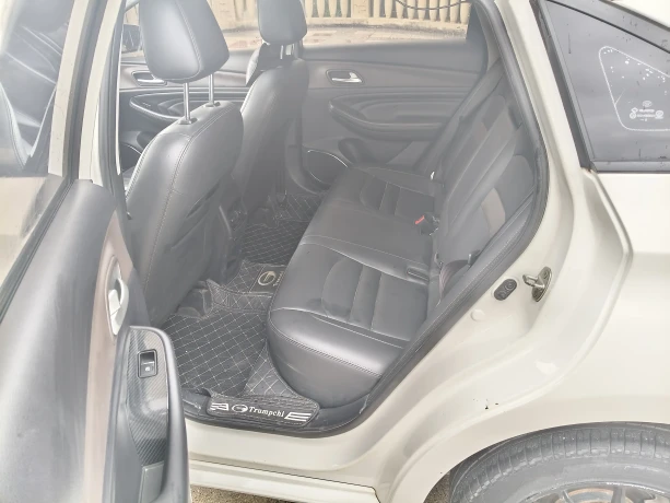 GAC Trumpchi GA4