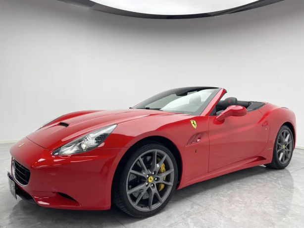 Ferrari California T