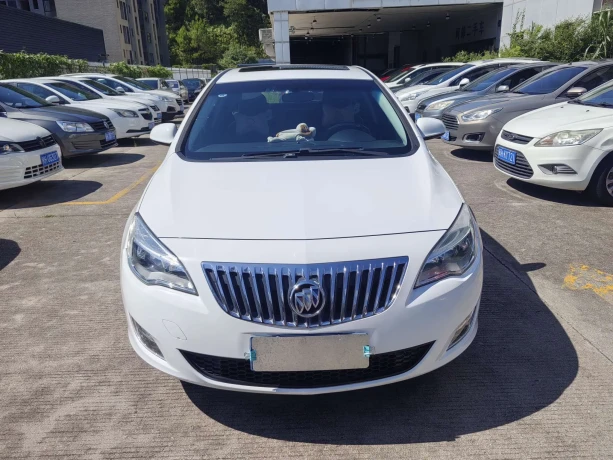 Buick Yinglang