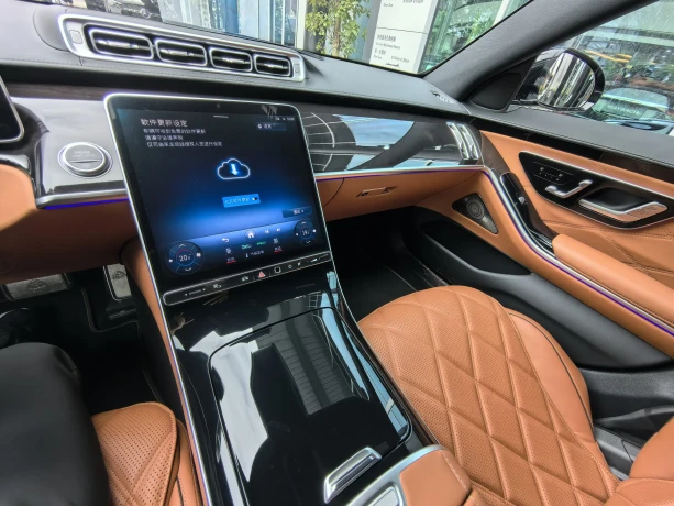 Mercedes-Benz Maybach S-Class