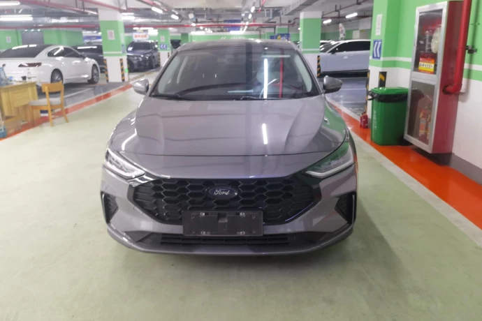 Ford Fox