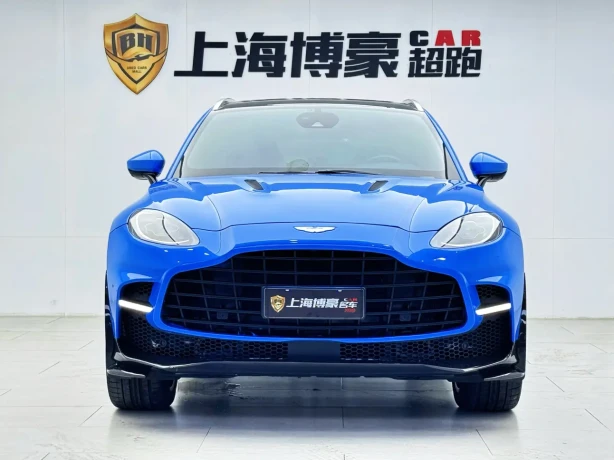 Aston Martin DBX