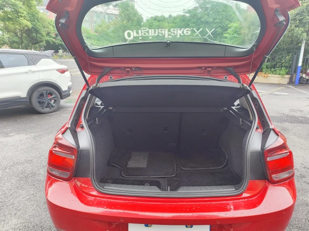 BMW 1 Series (imported)
