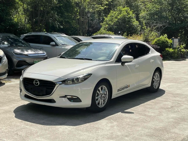 Mazda 3 Angkesela