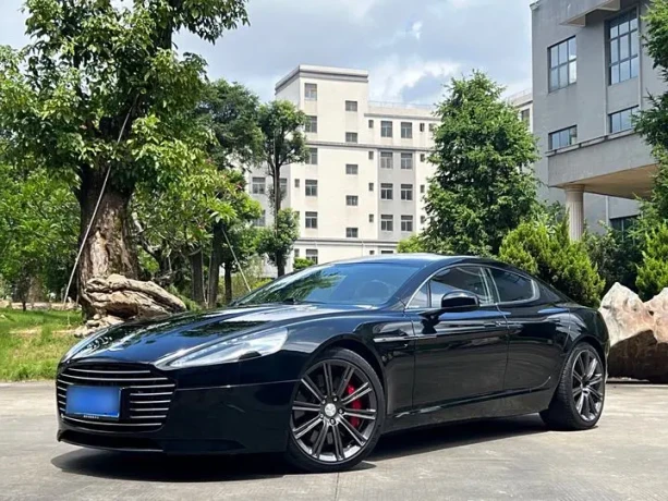 Aston Martin Rapide