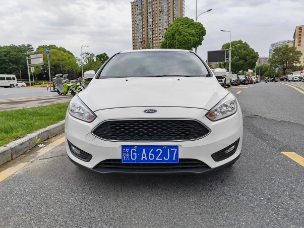 Ford Fox