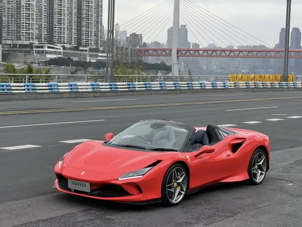 Ferrari F8