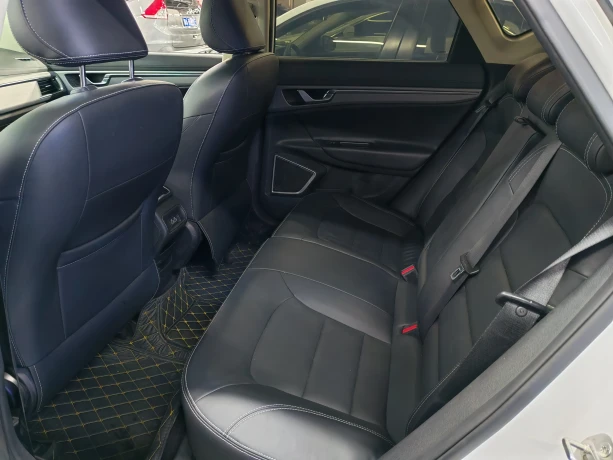 Geely Emgrand GS