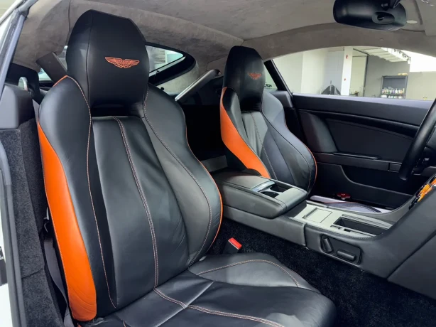 Aston Martin Vantage