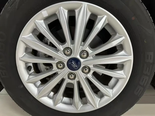 Ford Fox