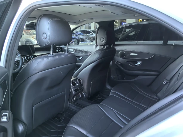 Mercedes-Benz Mercedes Benz C Class