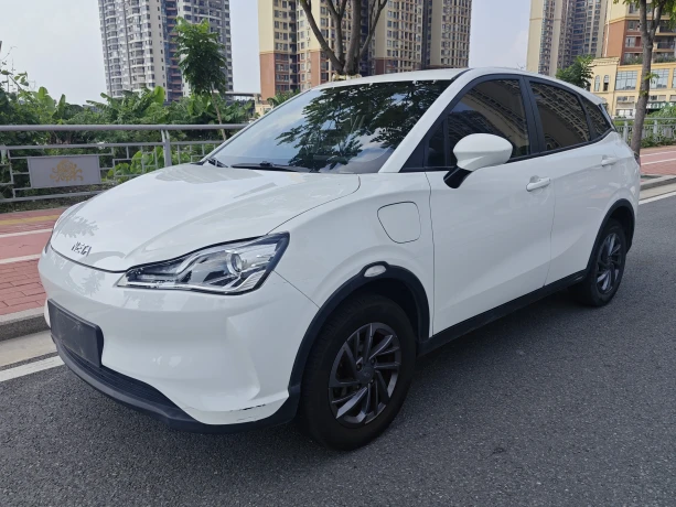 NETA Nezha V
