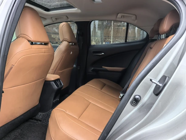 Lexus UX EV