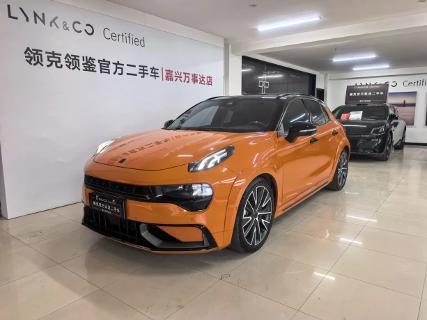 Lynk & Co 02 Hatchback